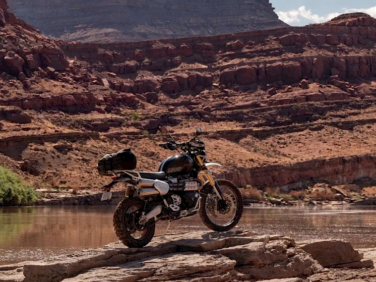 SCRAMBLER 1200 XE